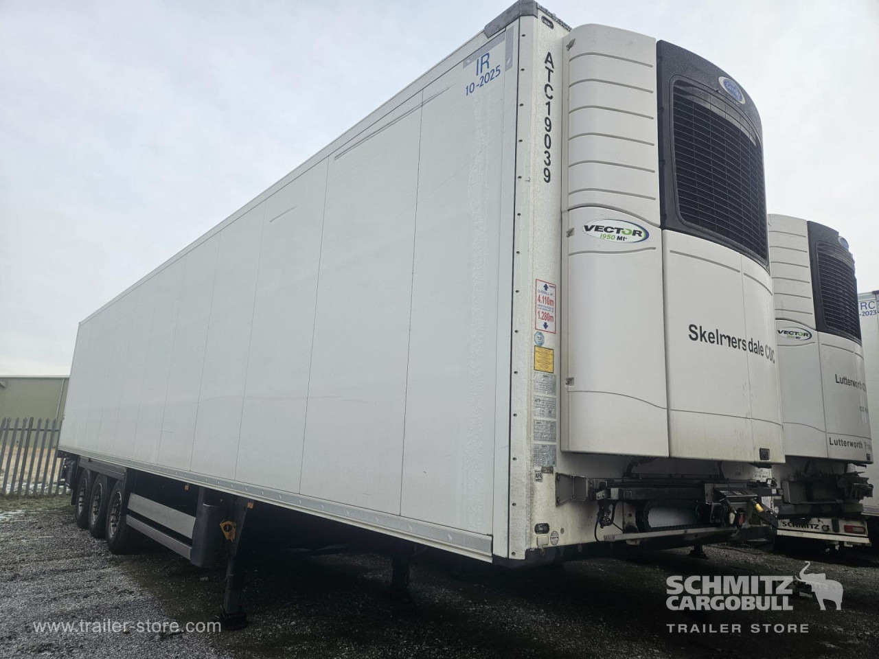SCHMITZ Reefer Multitemp - نصف مقطورة متساوي الحرارة: صورة 1 SCHMITZ Reefer Multitemp - نصف مقطورة متساوي الحرارة: صورة 1