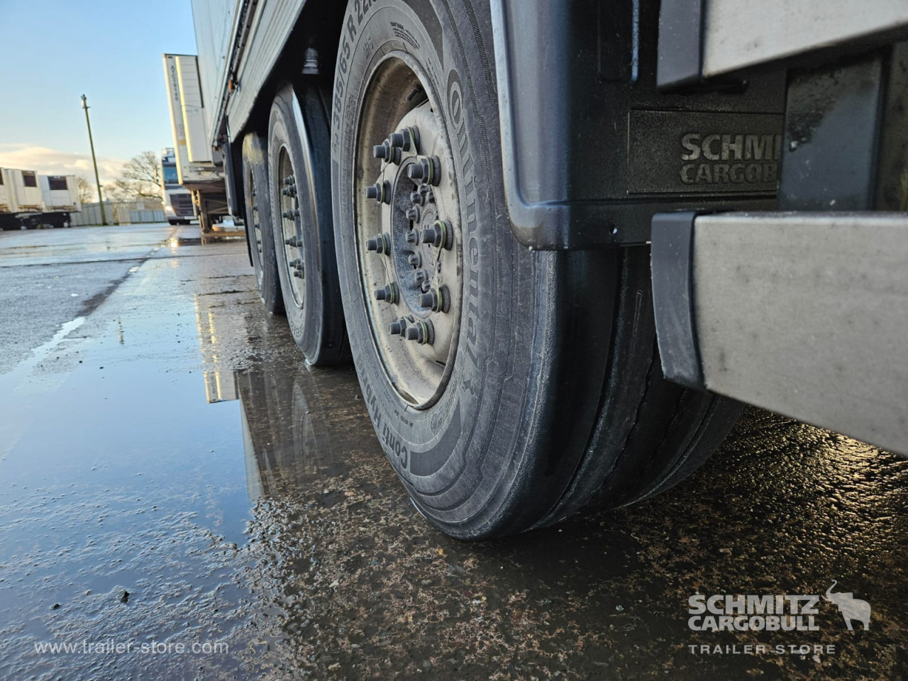 SCHMITZ Reefer Multitemp - نصف مقطورة متساوي الحرارة: صورة 4 SCHMITZ Reefer Multitemp - نصف مقطورة متساوي الحرارة: صورة 4