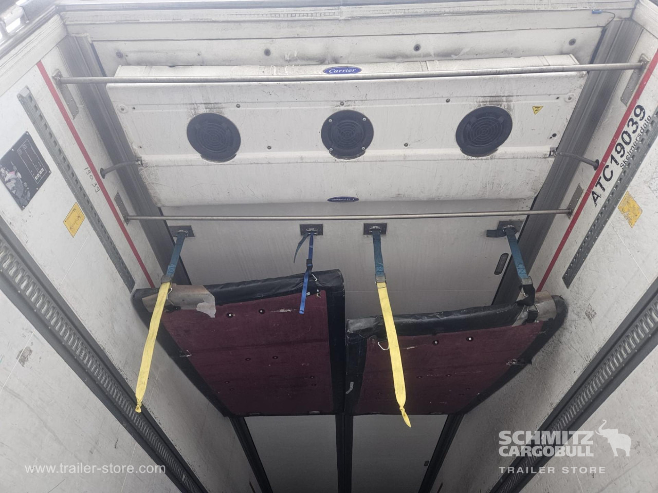 SCHMITZ Reefer Multitemp - نصف مقطورة متساوي الحرارة: صورة 2 SCHMITZ Reefer Multitemp - نصف مقطورة متساوي الحرارة: صورة 2