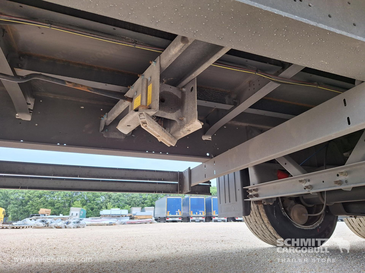 SCHMITZ Curtainsider Mega - نصف مقطورة ستارة: صورة 3 SCHMITZ Curtainsider Mega - نصف مقطورة ستارة: صورة 3
