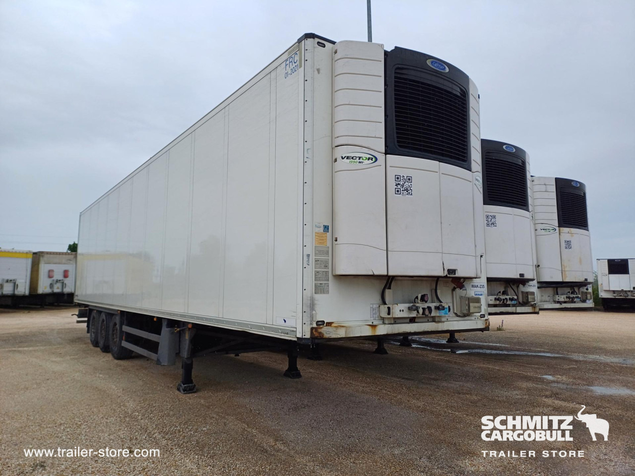 SCHMITZ Reefer Standard - نصف مقطورة متساوي الحرارة: صورة 1 SCHMITZ Reefer Standard - نصف مقطورة متساوي الحرارة: صورة 1