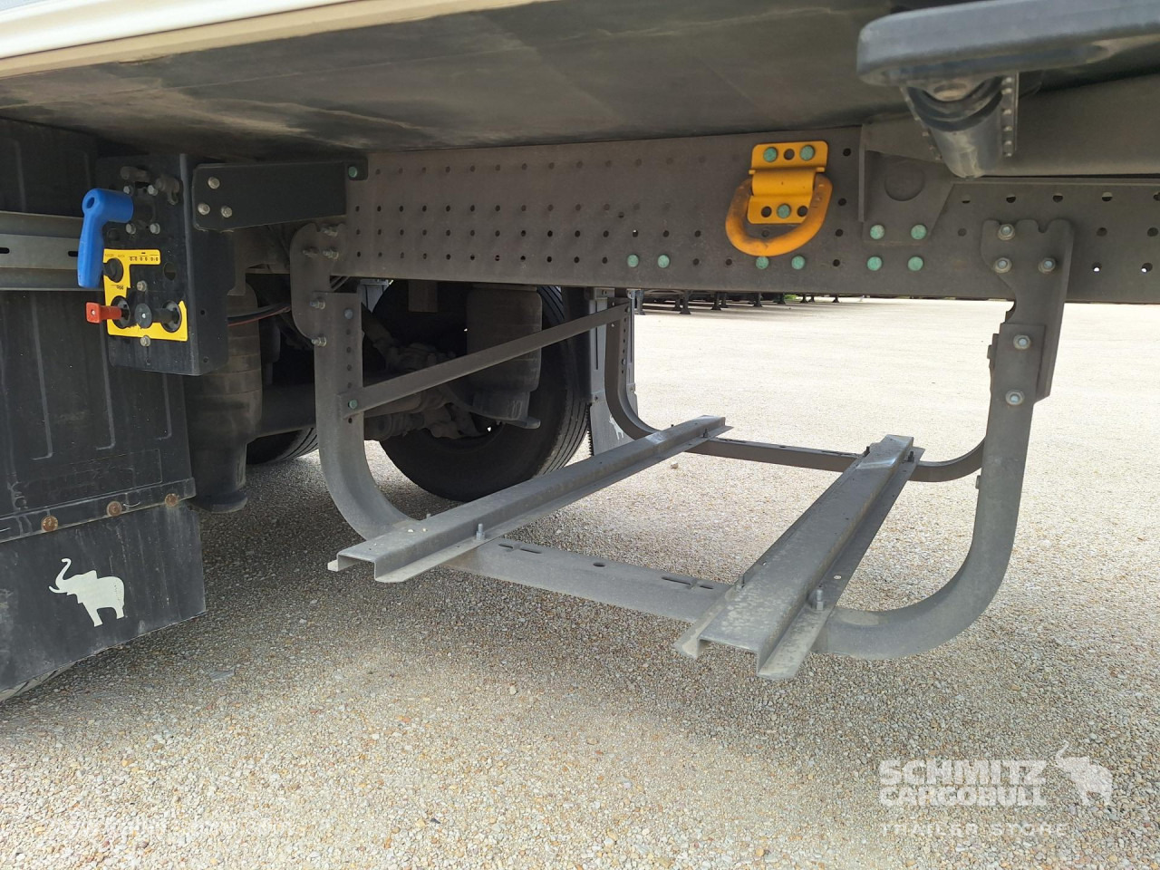 SCHMITZ Reefer Standard - نصف مقطورة متساوي الحرارة: صورة 4 SCHMITZ Reefer Standard - نصف مقطورة متساوي الحرارة: صورة 4