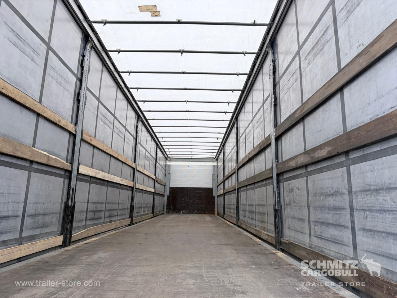 SCHMITZ Curtainsider Standard - نصف مقطورة ستارة: صورة 2 SCHMITZ Curtainsider Standard - نصف مقطورة ستارة: صورة 2