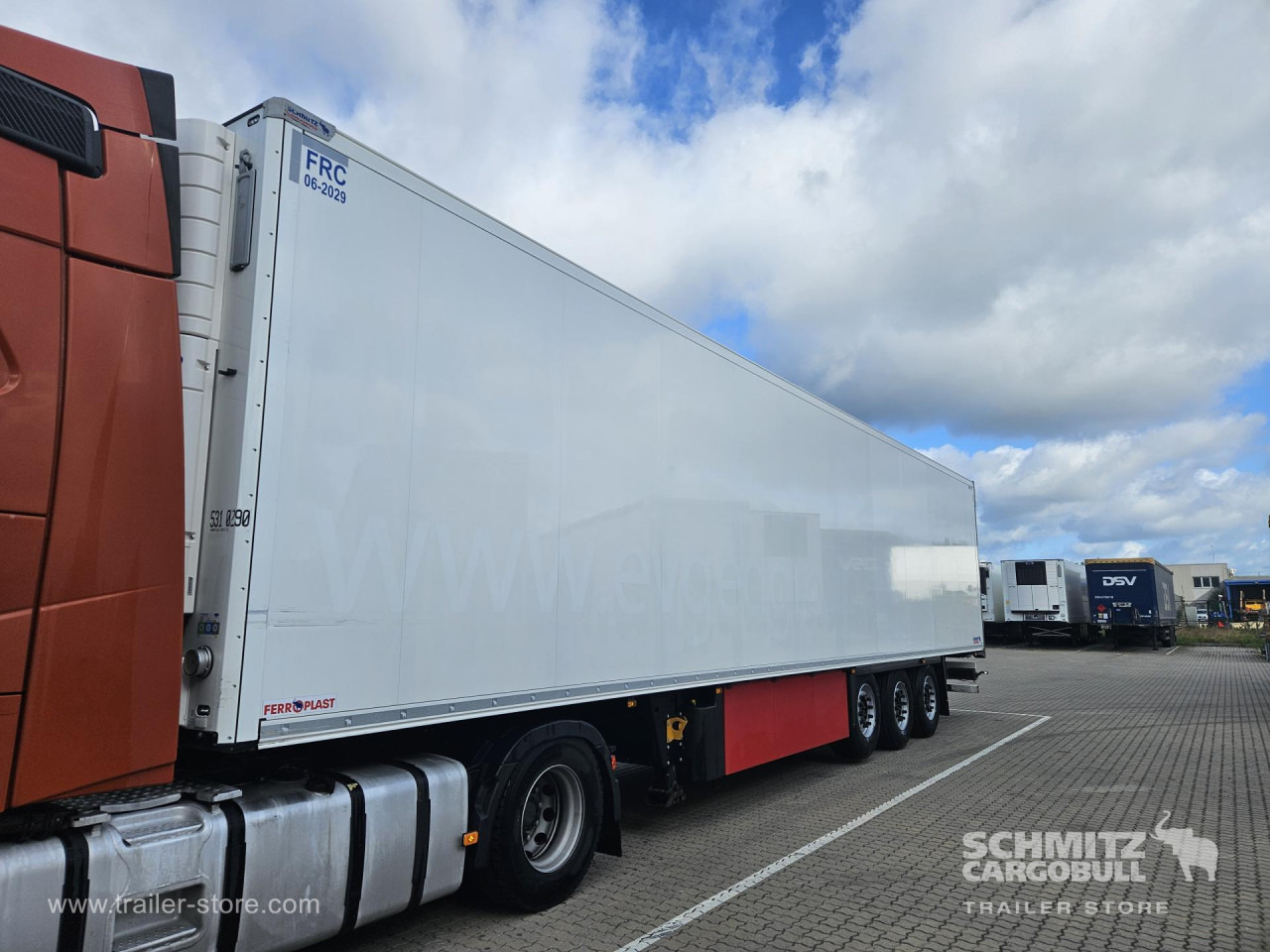 SCHMITZ Reefer Standard - نصف مقطورة متساوي الحرارة: صورة 3 SCHMITZ Reefer Standard - نصف مقطورة متساوي الحرارة: صورة 3