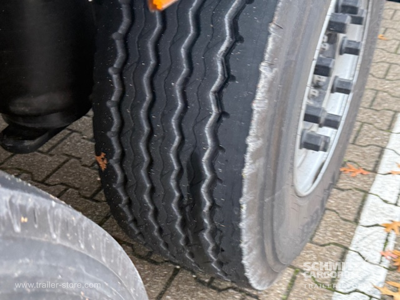 SCHMITZ Oplegger Kasten Standard - نصف مقطورة صندوق مغلق: صورة 4 SCHMITZ Oplegger Kasten Standard - نصف مقطورة صندوق مغلق: صورة 4