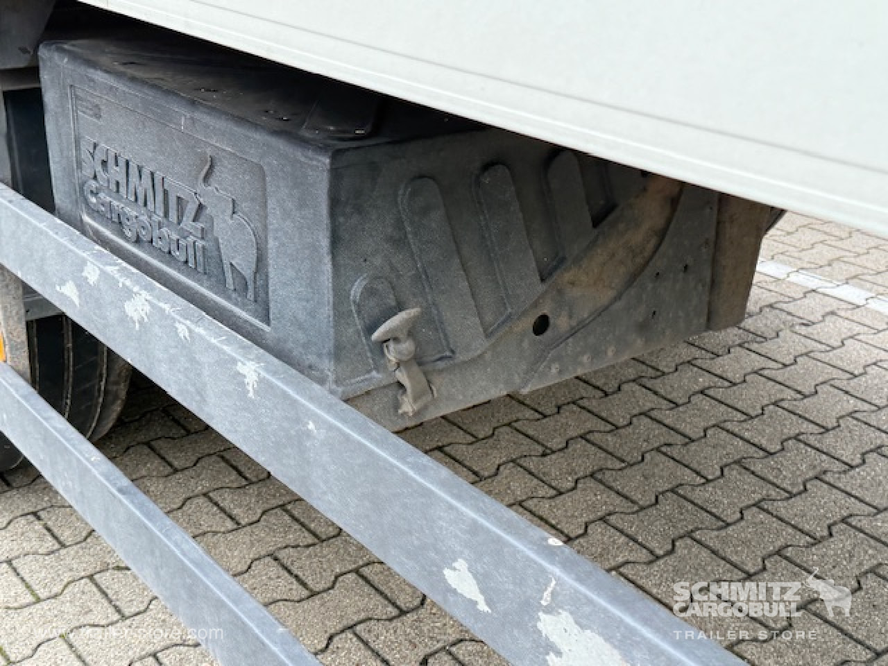 SCHMITZ Oplegger Vries Standard Taillift - نصف مقطورة متساوي الحرارة: صورة 4 SCHMITZ Oplegger Vries Standard Taillift - نصف مقطورة متساوي الحرارة: صورة 4