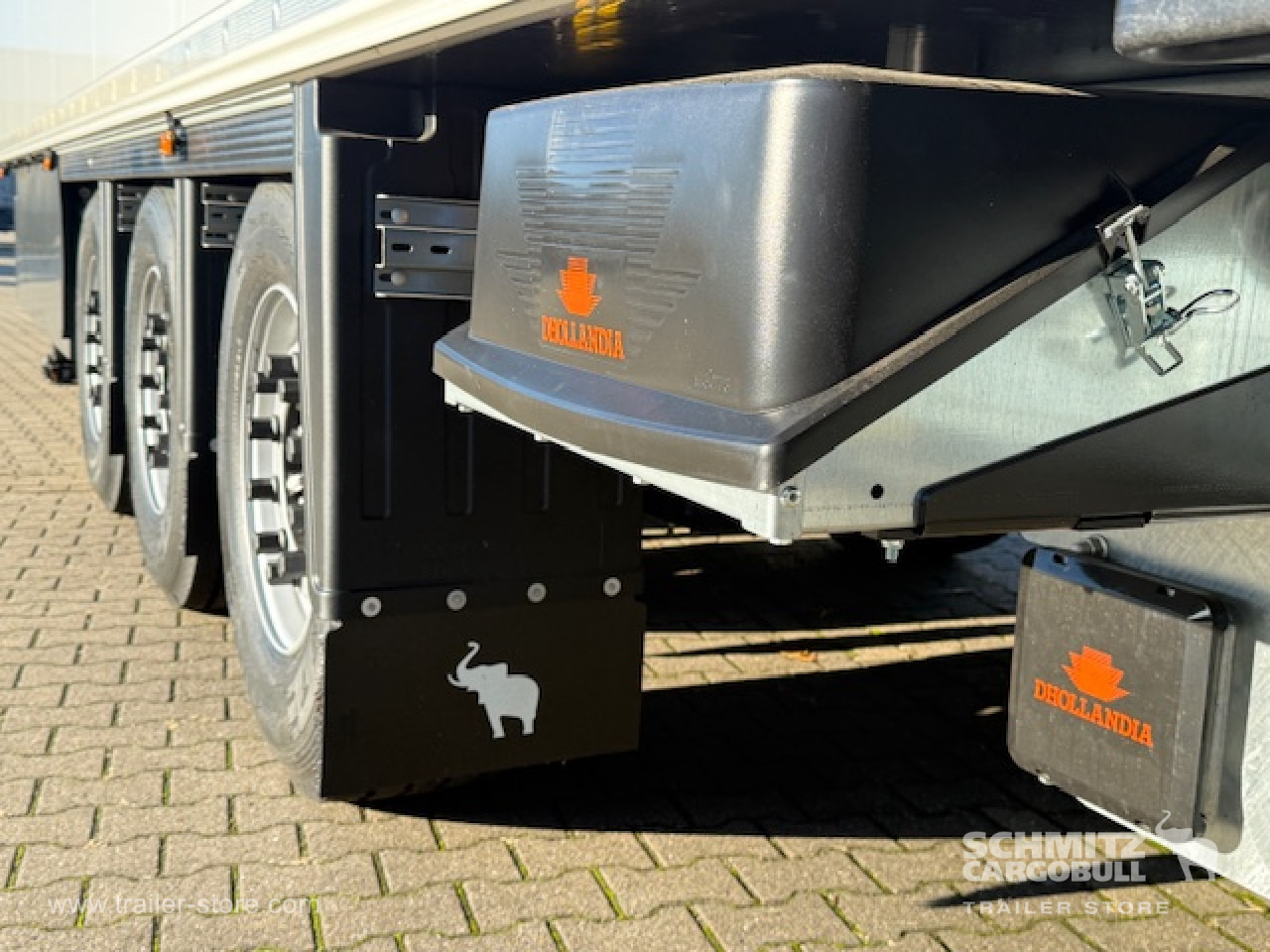 SCHMITZ Oplegger Vries Standard Taillift - نصف مقطورة متساوي الحرارة: صورة 3 SCHMITZ Oplegger Vries Standard Taillift - نصف مقطورة متساوي الحرارة: صورة 3