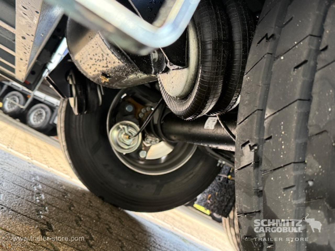 SCHMITZ Oplegger Vries Standard - نصف مقطورة متساوي الحرارة: صورة 2 SCHMITZ Oplegger Vries Standard - نصف مقطورة متساوي الحرارة: صورة 2