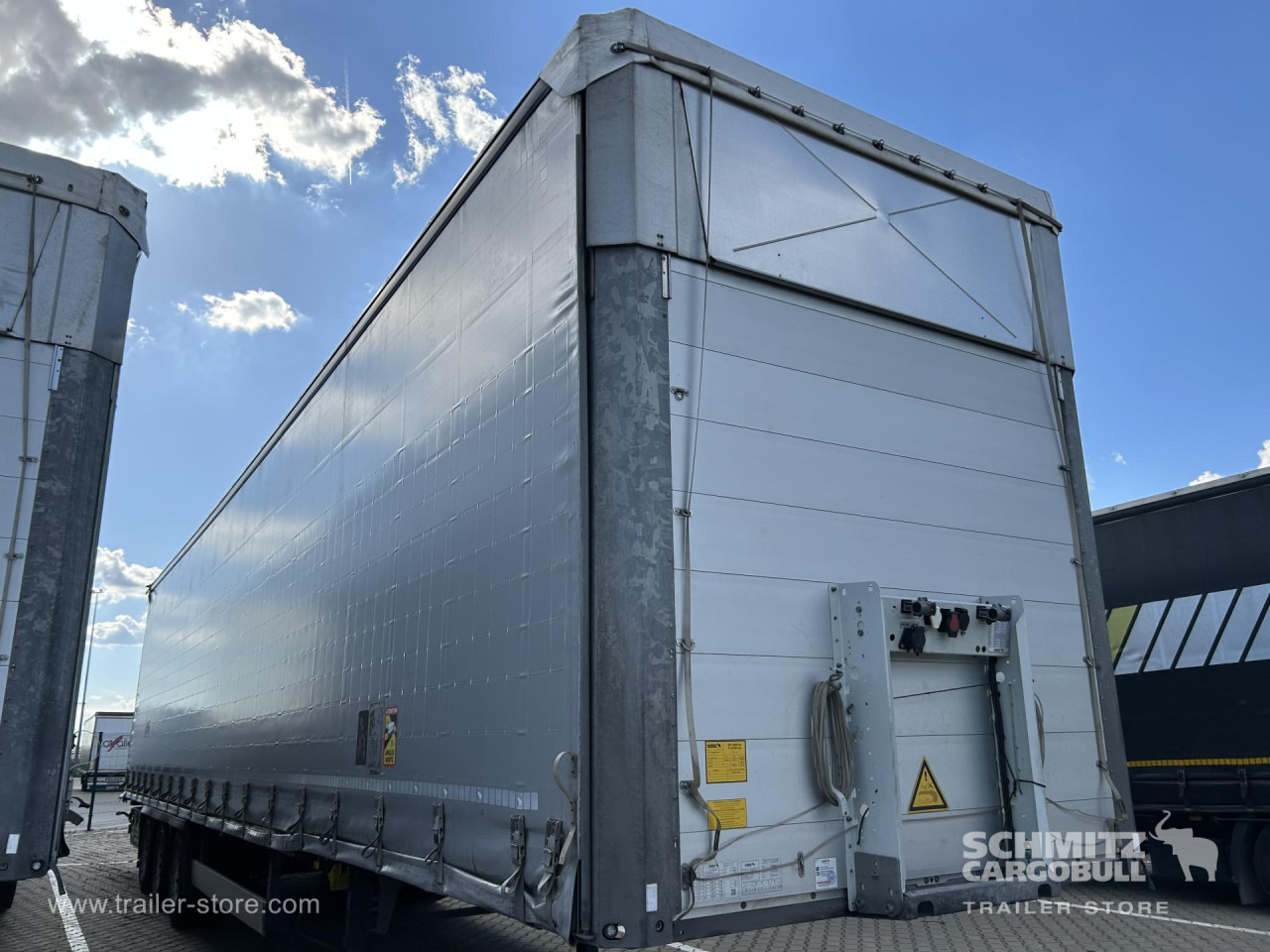 SCHMITZ Curtainsider Mega - نصف مقطورة ستارة: صورة 1 SCHMITZ Curtainsider Mega - نصف مقطورة ستارة: صورة 1