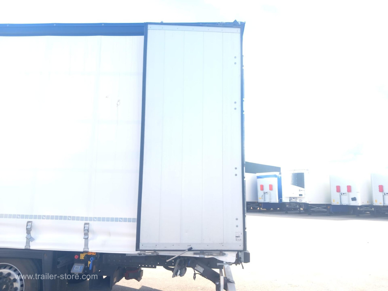 SCHMITZ Curtainsider Mega - نصف مقطورة ستارة: صورة 5 SCHMITZ Curtainsider Mega - نصف مقطورة ستارة: صورة 5