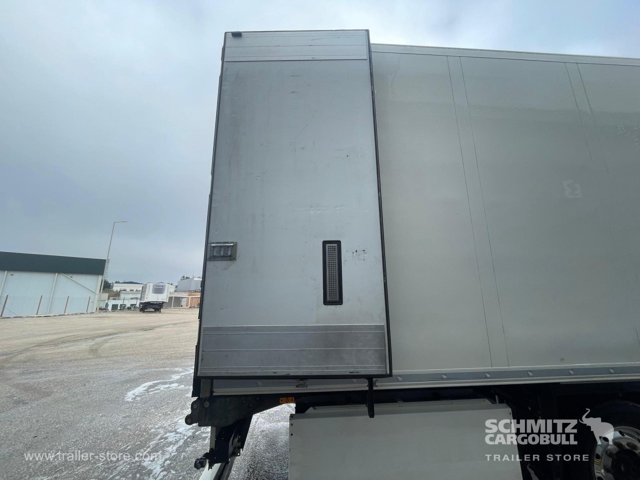 SCHMITZ Reefer Multitemp - نصف مقطورة متساوي الحرارة: صورة 5 SCHMITZ Reefer Multitemp - نصف مقطورة متساوي الحرارة: صورة 5