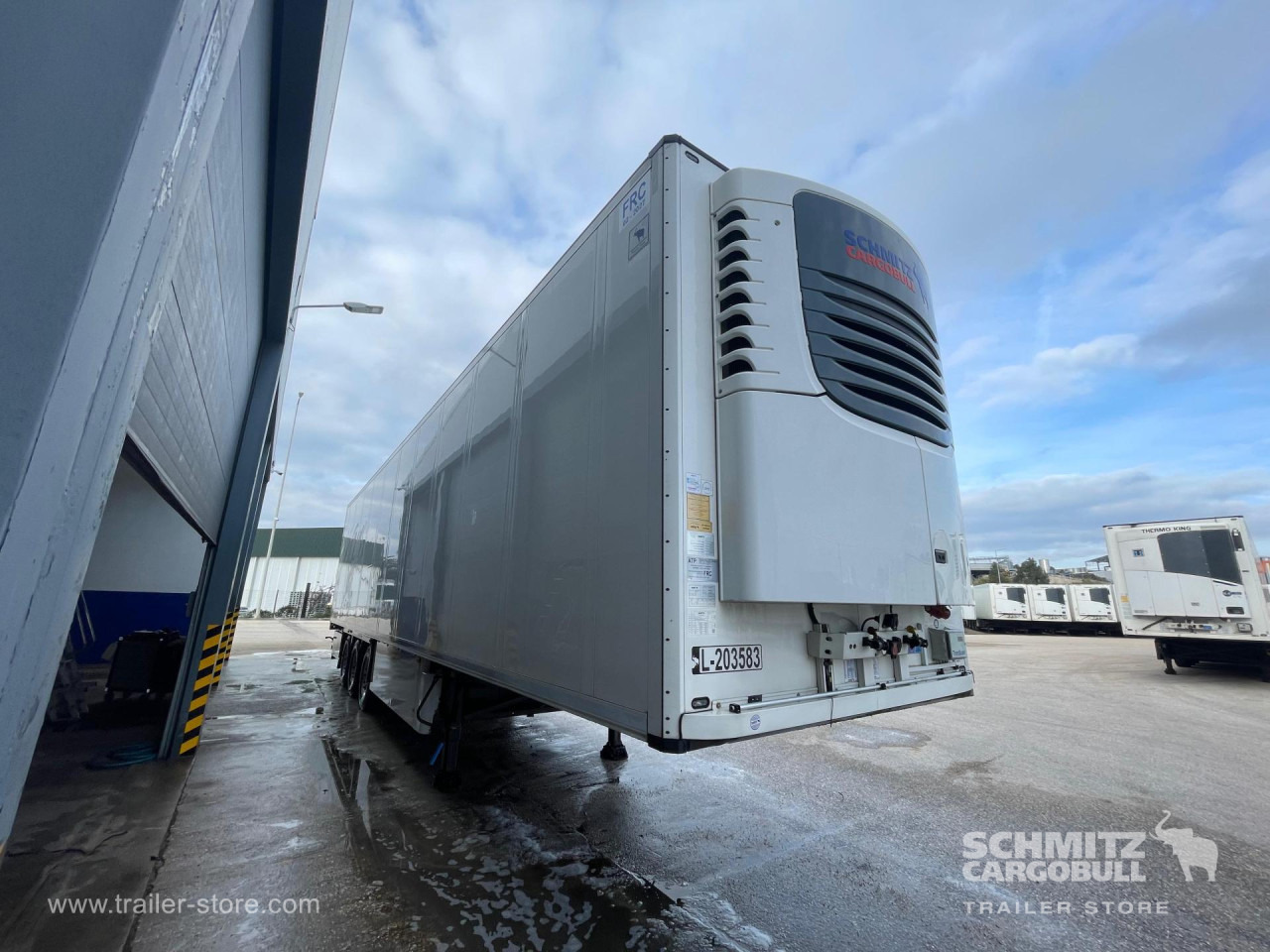 SCHMITZ Reefer Multitemp - نصف مقطورة متساوي الحرارة: صورة 1 SCHMITZ Reefer Multitemp - نصف مقطورة متساوي الحرارة: صورة 1