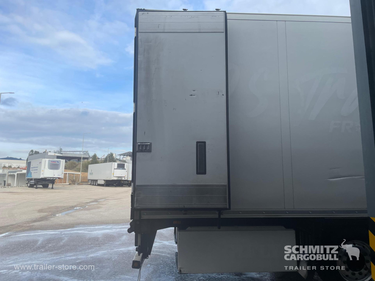 SCHMITZ Reefer Multitemp - نصف مقطورة متساوي الحرارة: صورة 4 SCHMITZ Reefer Multitemp - نصف مقطورة متساوي الحرارة: صورة 4