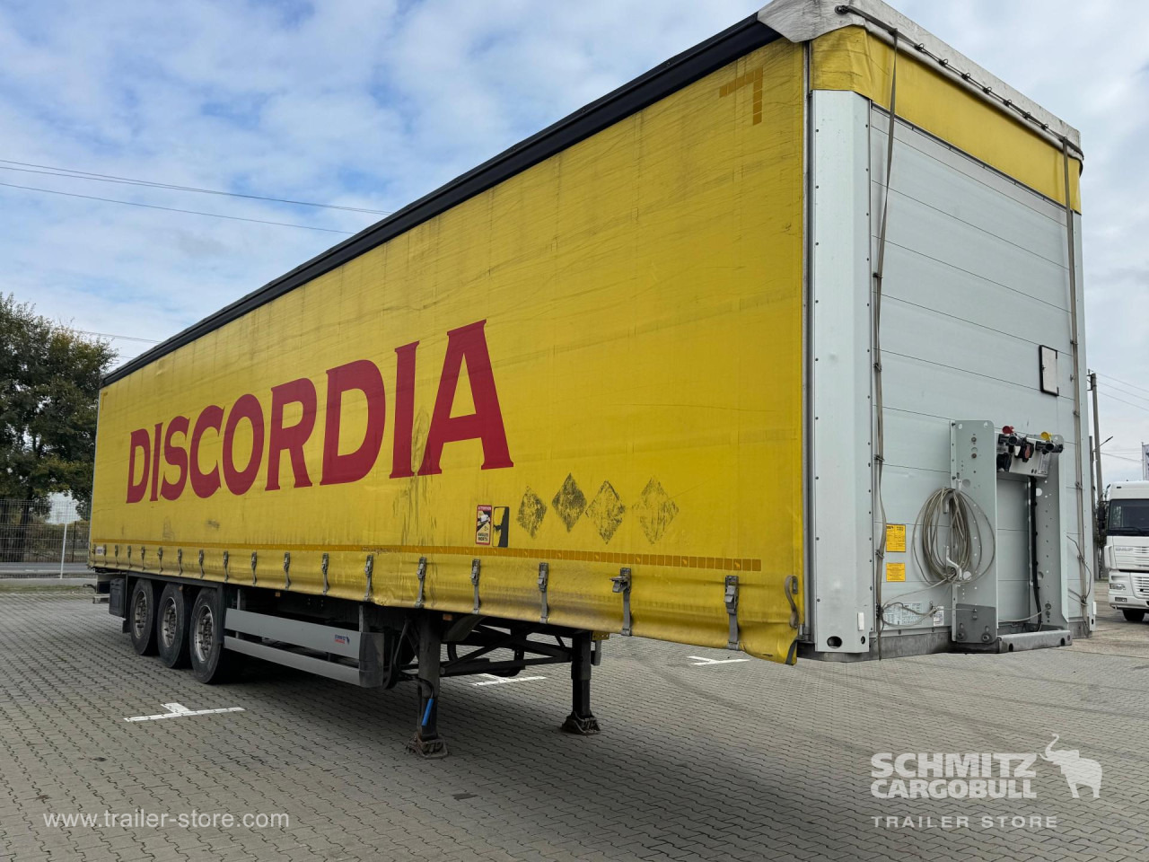 SCHMITZ Curtainsider Standard - نصف مقطورة ستارة: صورة 1 SCHMITZ Curtainsider Standard - نصف مقطورة ستارة: صورة 1
