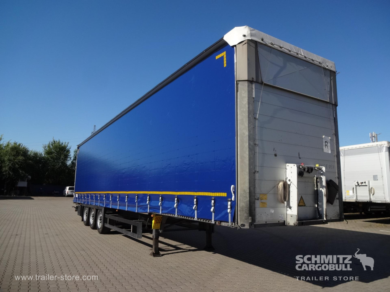 SCHMITZ Curtainsider Varios - نصف مقطورة ستارة: صورة 1 SCHMITZ Curtainsider Varios - نصف مقطورة ستارة: صورة 1