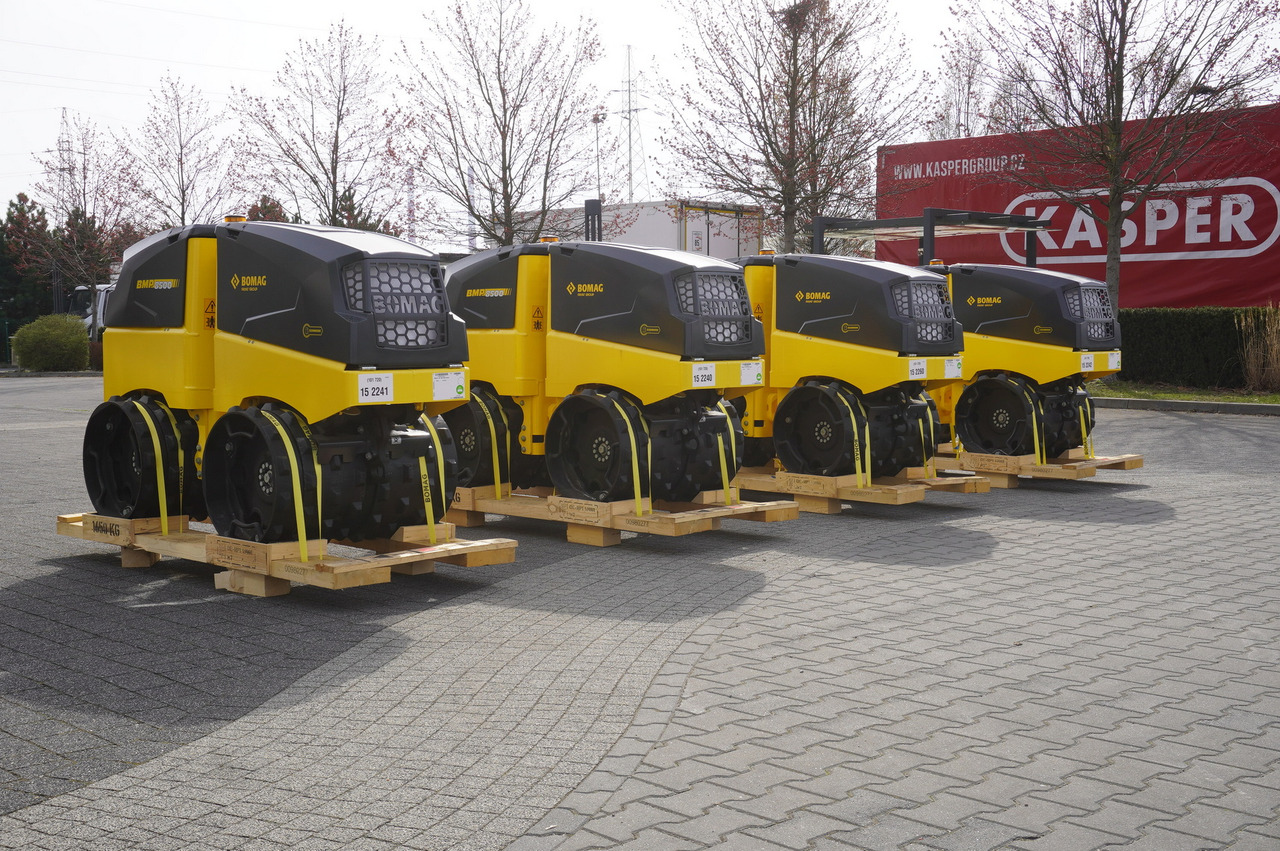 BOMAG BMP 8500 brand-new trench roller / Remote Control / 4 units - مثبت التربة: صورة 3 BOMAG BMP 8500 brand-new trench roller / Remote Control / 4 units - مثبت التربة: صورة 3