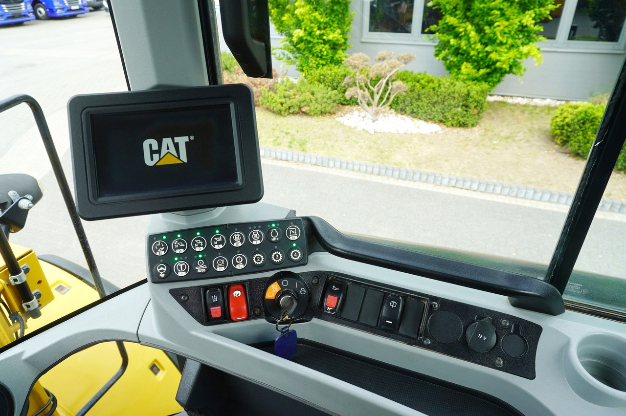 اللودر بعجل CATERPILLAR 930M Wheel Loader / 4500 MTH / Joystick: صورة 24