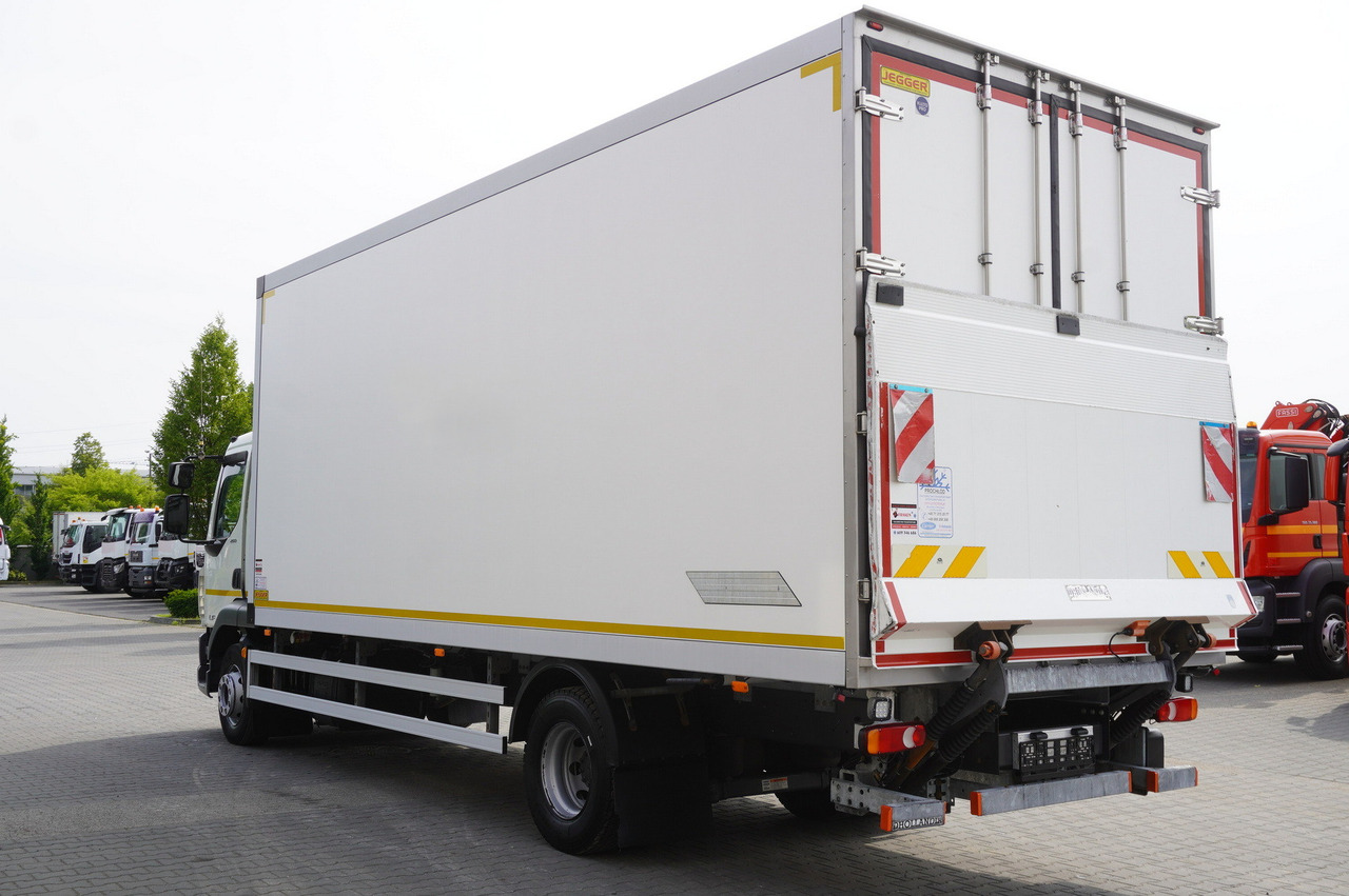 DAF LF 16.260 / Jegger Refrigerator / Carrier Supra 750 / DHOLLANDIA 1500 kg / Sleeper cab - شاحنة الفريزر: صورة 5 DAF LF 16.260 / Jegger Refrigerator / Carrier Supra 750 / DHOLLANDIA 1500 kg / Sleeper cab - شاحنة الفريزر: صورة 5