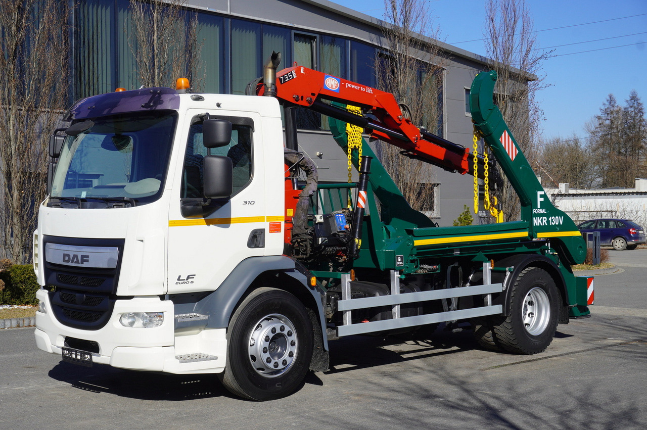 DAF LF 18.310 E6 / Skip loader Fornal NKR 130V / HDS HMF 735 K2 / Manual gearbox - شاحنة نقل المخلفات, شاحنة كرين: صورة 1 DAF LF 18.310 E6 / Skip loader Fornal NKR 130V / HDS HMF 735 K2 / Manual gearbox - شاحنة نقل المخلفات, شاحنة كرين: صورة 1
