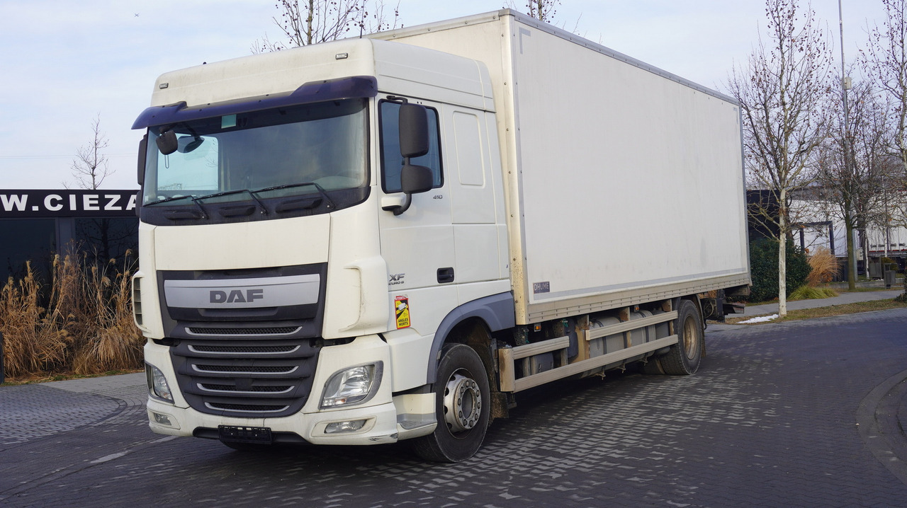 DAF XF 410 EURO 6 /410 HP / 20 EPAL / Dhollandia lift 1500 kg - شاحنة مقفلة: صورة 2 DAF XF 410 EURO 6 /410 HP / 20 EPAL / Dhollandia lift 1500 kg - شاحنة مقفلة: صورة 2