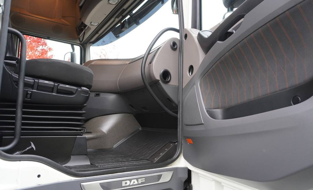 شاحنة الفريزر DAF XF 450 6×2 E6 / Refrigerator Lacapitaine / ATP/FRC to 2027 / 18 pallets: صورة 17
