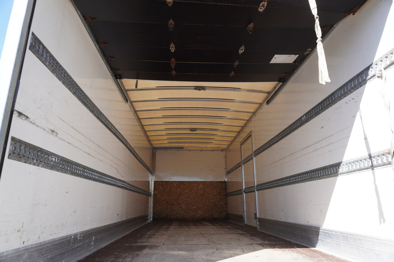 IVECO 120-190 / 160 thousand km !!! / Box 18 EPAL / Dhollandia lift 1500 kg - شاحنة مقفلة: صورة 5 IVECO 120-190 / 160 thousand km !!! / Box 18 EPAL / Dhollandia lift 1500 kg - شاحنة مقفلة: صورة 5