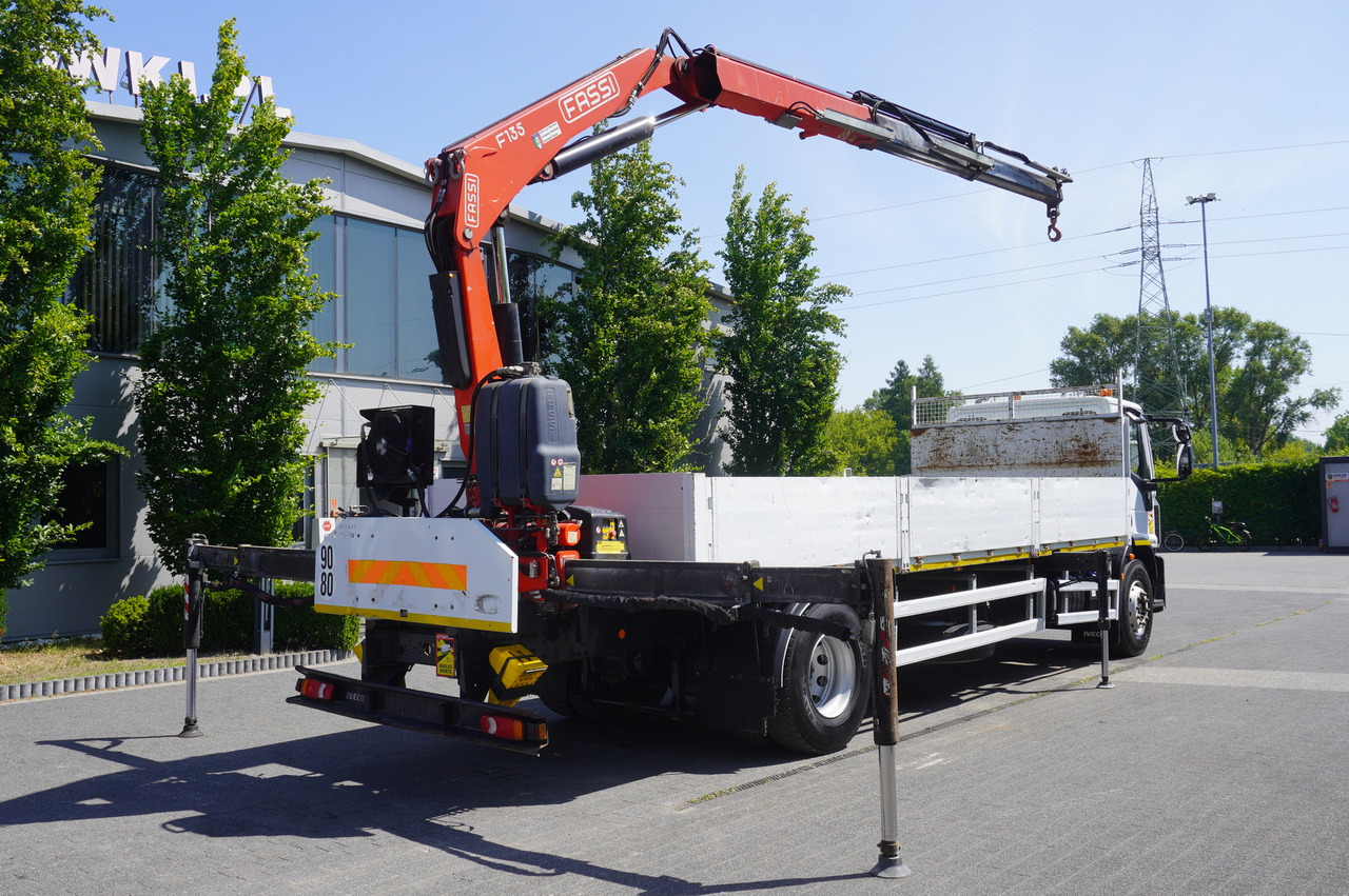 IVECO EUROCARGO 190-280L / FASSI F135A / 8 M / Lift cap. 5580 kg - شاحنة كرين: صورة 3 IVECO EUROCARGO 190-280L / FASSI F135A / 8 M / Lift cap. 5580 kg - شاحنة كرين: صورة 3