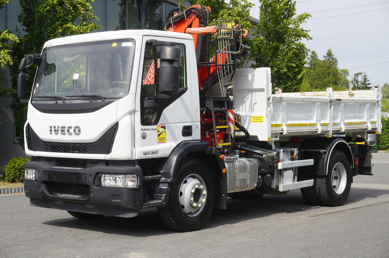 IVECO Eurocargo 160-250 / Fassi F95 crane / 120 tho. km / 3-sided tipper - شاحنة كرين: صورة 3 IVECO Eurocargo 160-250 / Fassi F95 crane / 120 tho. km / 3-sided tipper - شاحنة كرين: صورة 3