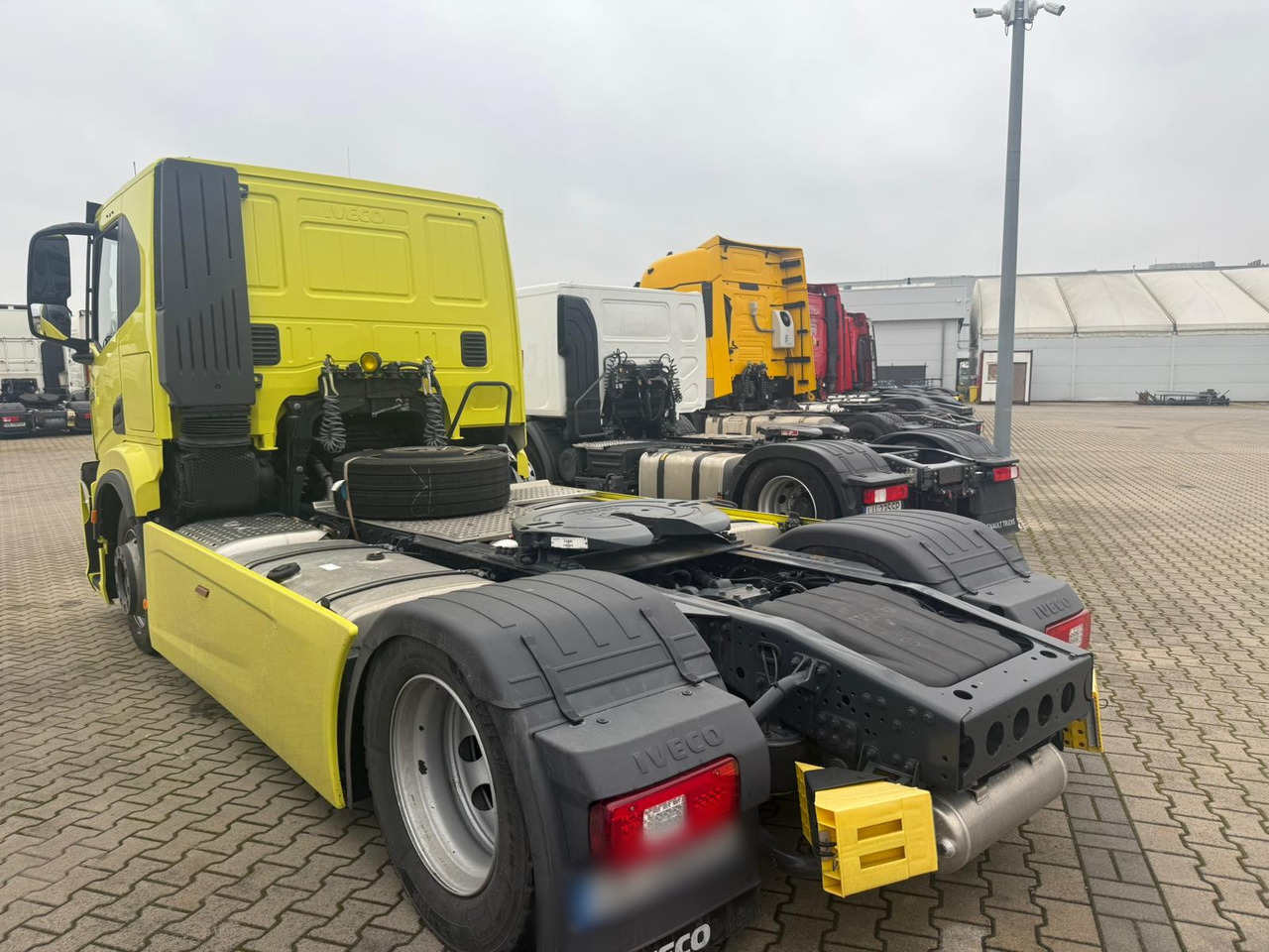 IVECO S-WAY 480 AT440 tractor unit / 2022 / 130 tho. km / Retarder - وحدة جر: صورة 2 IVECO S-WAY 480 AT440 tractor unit / 2022 / 130 tho. km / Retarder - وحدة جر: صورة 2