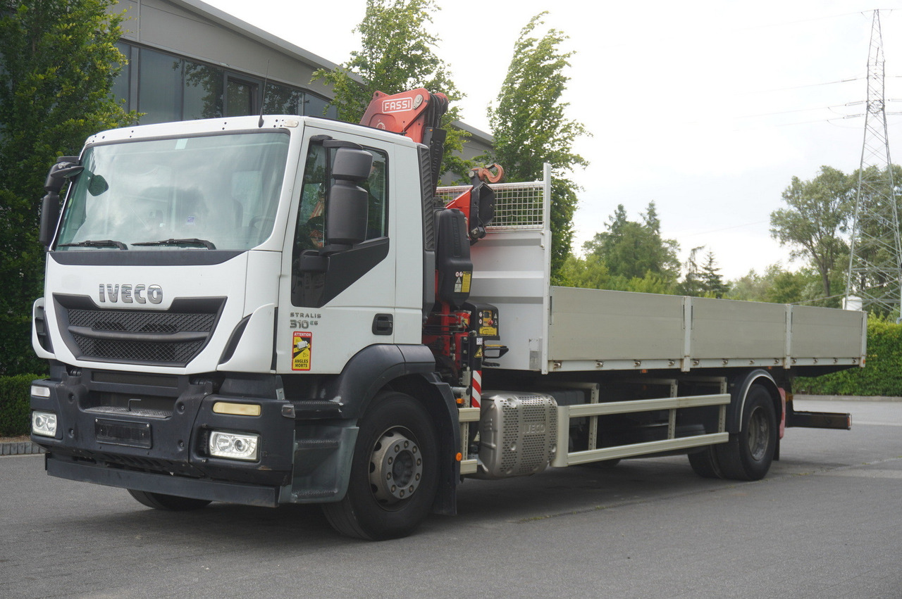 IVECO STRALIS 19.310 E6 / Flatbed 19 EPAL / FASSI F135 / 225 MTH! / 5.7 T - شاحنات مسطحة, شاحنة كرين: صورة 3 IVECO STRALIS 19.310 E6 / Flatbed 19 EPAL / FASSI F135 / 225 MTH! / 5.7 T - شاحنات مسطحة, شاحنة كرين: صورة 3