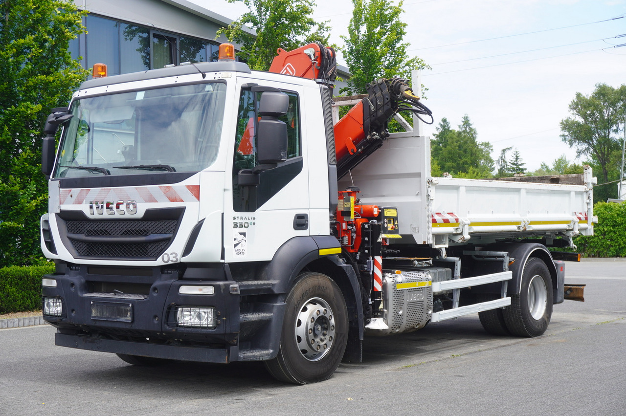 IVECO STRALIS 330 E6 / FASSI 195A 8.5 T / 3-side tipper - شاحنة قلاب, شاحنة كرين: صورة 2 IVECO STRALIS 330 E6 / FASSI 195A 8.5 T / 3-side tipper - شاحنة قلاب, شاحنة كرين: صورة 2