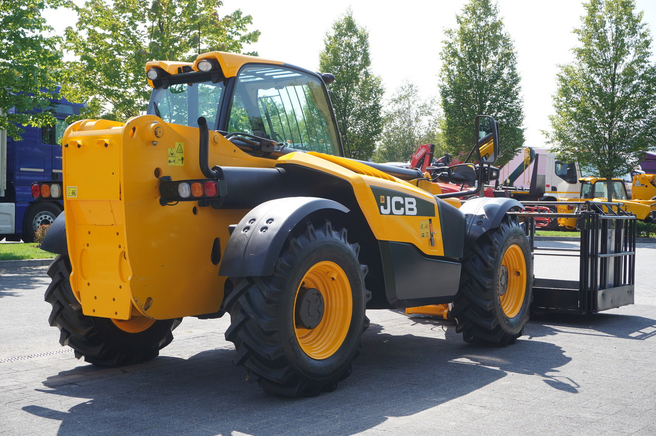 JCB 535-95 / 3.5 T / range 9.5 m / joystick - جرافة ذات عجلات تلسكوبية: صورة 4 JCB 535-95 / 3.5 T / range 9.5 m / joystick - جرافة ذات عجلات تلسكوبية: صورة 4