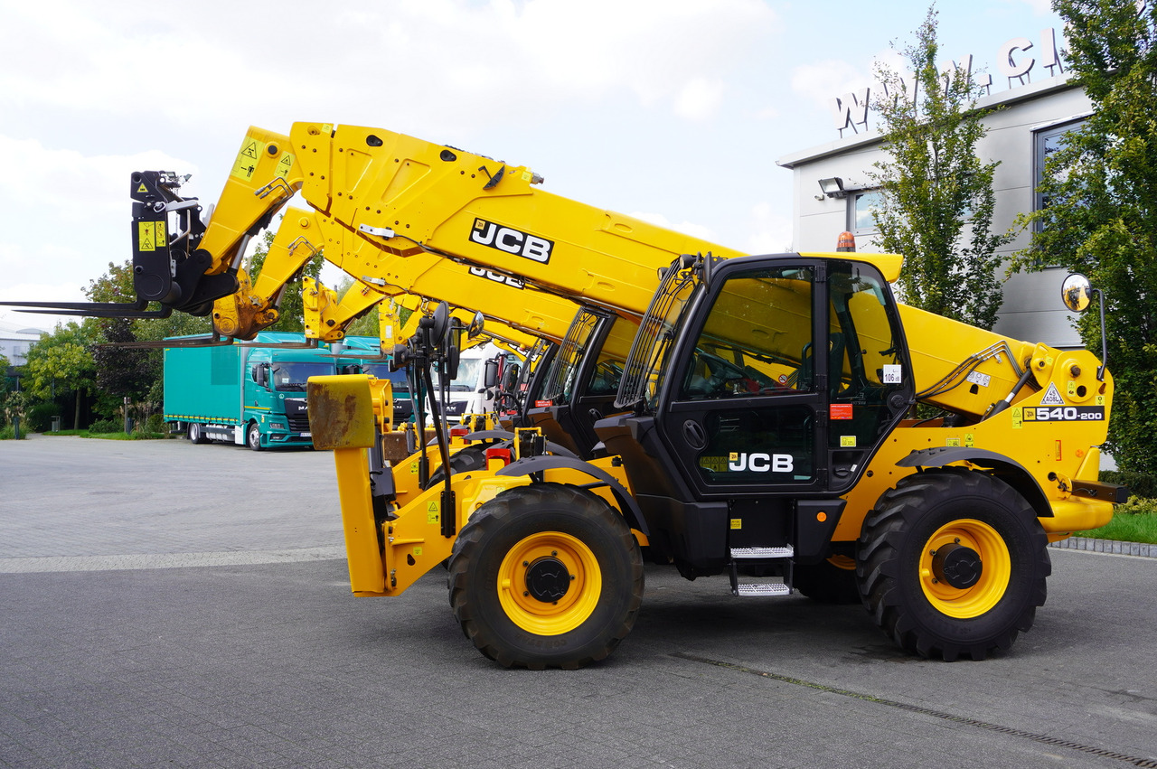 JCB 540-140 telescopic loader / 14 m range / 1800 MTH / Several units - جرافة ذات عجلات تلسكوبية: صورة 4 JCB 540-140 telescopic loader / 14 m range / 1800 MTH / Several units - جرافة ذات عجلات تلسكوبية: صورة 4