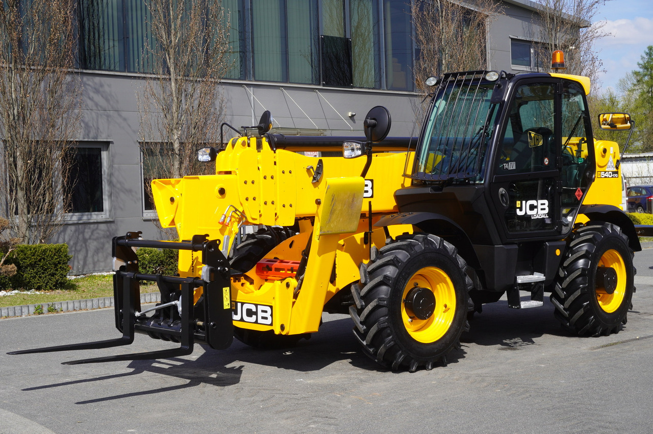 JCB 540-170 Telescopic Loader / 17m / joystick - اللودر بعجل: صورة 3 JCB 540-170 Telescopic Loader / 17m / joystick - اللودر بعجل: صورة 3