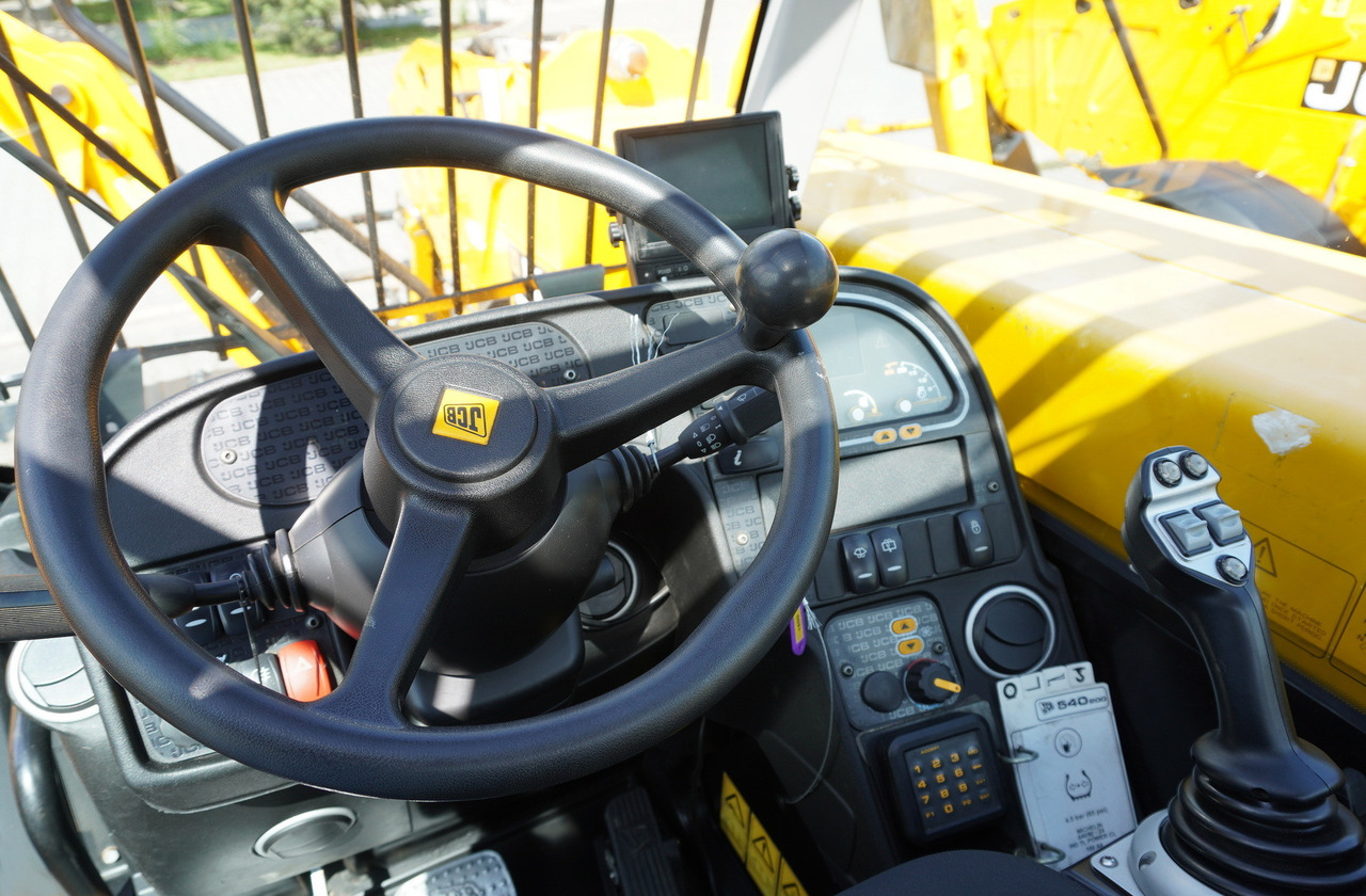 JCB 540-200 Telescopic Loader / 20 m reach / joystick / 2 units - اللودر بعجل: صورة 4 JCB 540-200 Telescopic Loader / 20 m reach / joystick / 2 units - اللودر بعجل: صورة 4