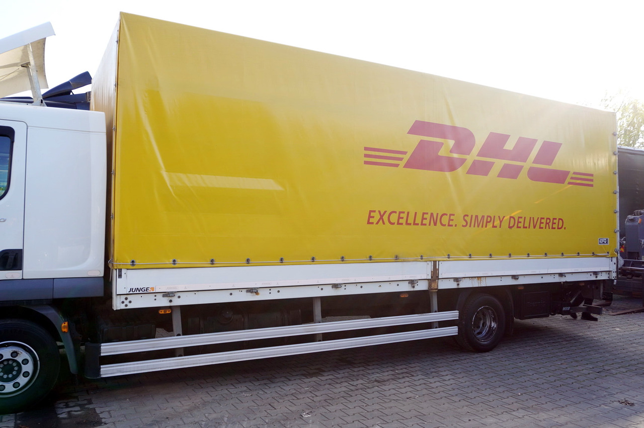 JUNGE Body Tarpaulin JUNGE / 18 Europallets / 2015 - حاوية قابلة للتبديل ستارة جانبية: صورة 3 JUNGE Body Tarpaulin JUNGE / 18 Europallets / 2015 - حاوية قابلة للتبديل ستارة جانبية: صورة 3
