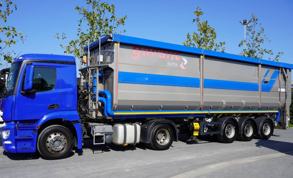 Kotte Duo-Liner GKS 52 - 25 - نصف مقطورة مباشرة: صورة 1 Kotte Duo-Liner GKS 52 - 25 - نصف مقطورة مباشرة: صورة 1