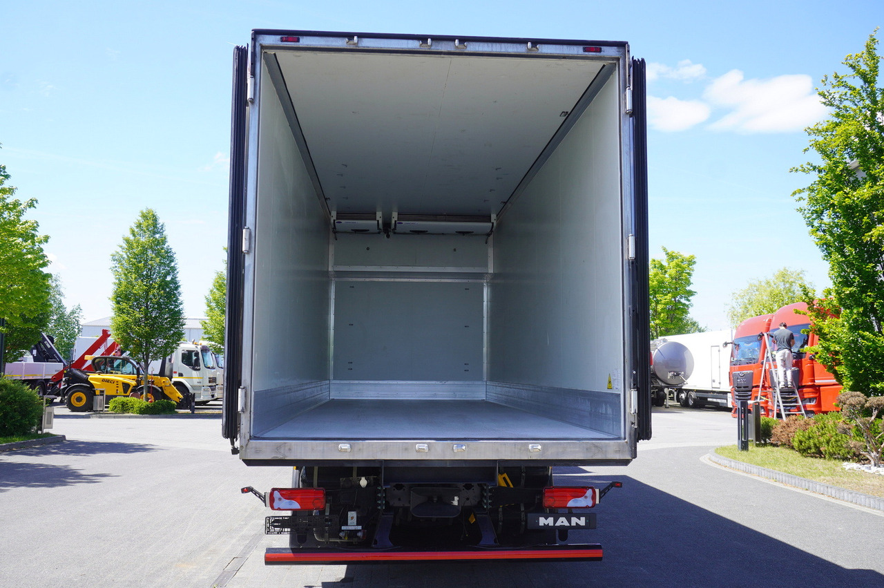 MAN MAN TGX 26.510 / 2022 / NEW Krone bitemperature refrigerated truck / Carrier Supra 850 MT / 4 units - شاحنة الفريزر: صورة 4 MAN MAN TGX 26.510 / 2022 / NEW Krone bitemperature refrigerated truck / Carrier Supra 850 MT / 4 units - شاحنة الفريزر: صورة 4