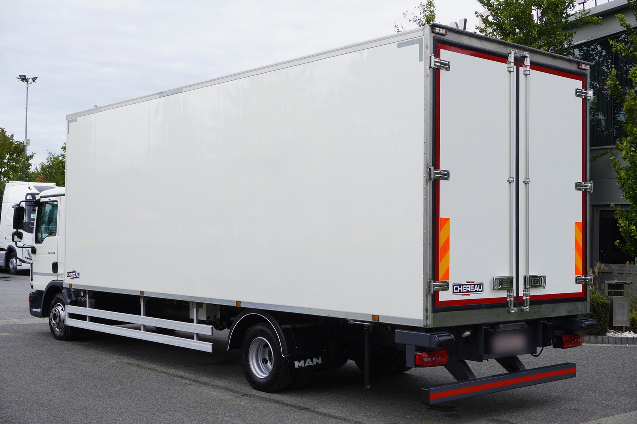 MAN TGL 12.190 / CHEREAU Refrigerator 18 PAL multitemperature / Thermoking T-1200R / 100,000 km - شاحنة الفريزر: صورة 4 MAN TGL 12.190 / CHEREAU Refrigerator 18 PAL multitemperature / Thermoking T-1200R / 100,000 km - شاحنة الفريزر: صورة 4