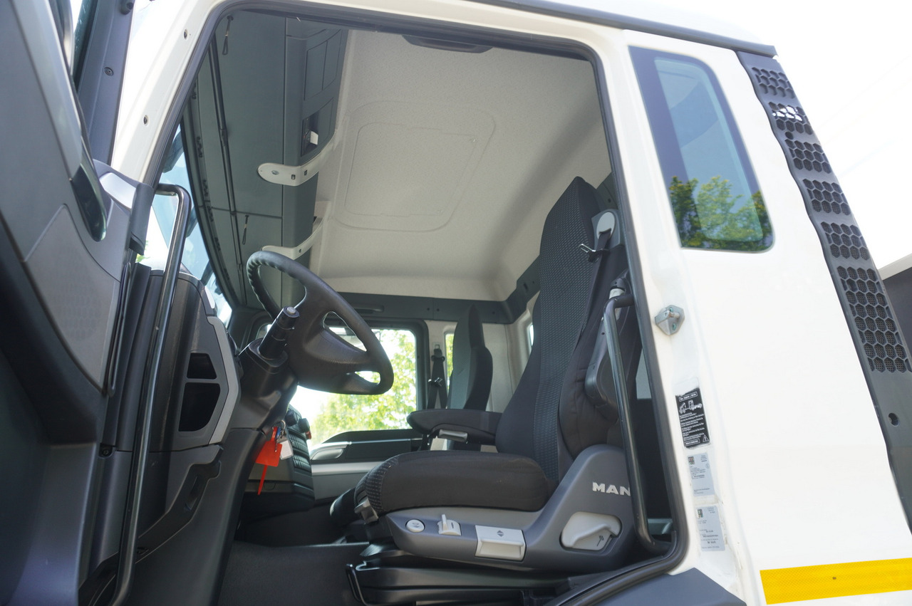 شاحنات مسطحة, شاحنة كرين MAN TGS 26.360 Flatbed / Fassi F175 7.7 T / steered 3rd axle: صورة 21 شاحنات مسطحة, شاحنة كرين MAN TGS 26.360 Flatbed / Fassi F175 7.7 T / steered 3rd axle: صورة 21