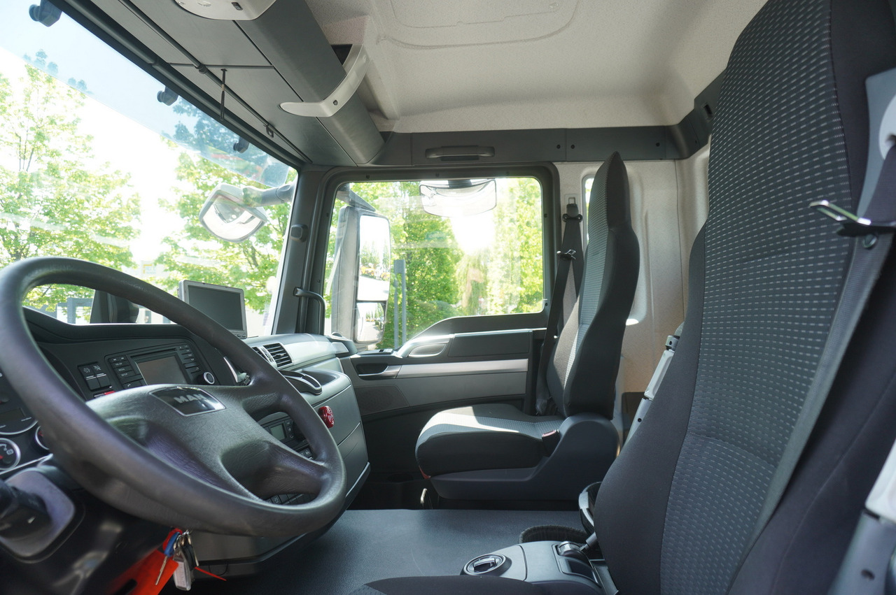 شاحنات مسطحة, شاحنة كرين MAN TGS 26.360 Flatbed / Fassi F175 7.7 T / steered 3rd axle: صورة 22 شاحنات مسطحة, شاحنة كرين MAN TGS 26.360 Flatbed / Fassi F175 7.7 T / steered 3rd axle: صورة 22