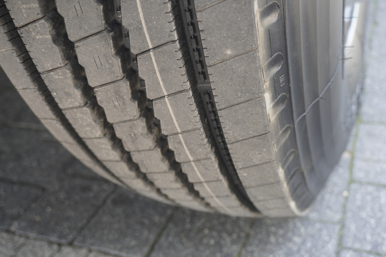 شاحنات مسطحة, شاحنة كرين MAN TGS 26.360 Flatbed / Fassi F175 7.7 T / steered 3rd axle: صورة 19 شاحنات مسطحة, شاحنة كرين MAN TGS 26.360 Flatbed / Fassi F175 7.7 T / steered 3rd axle: صورة 19