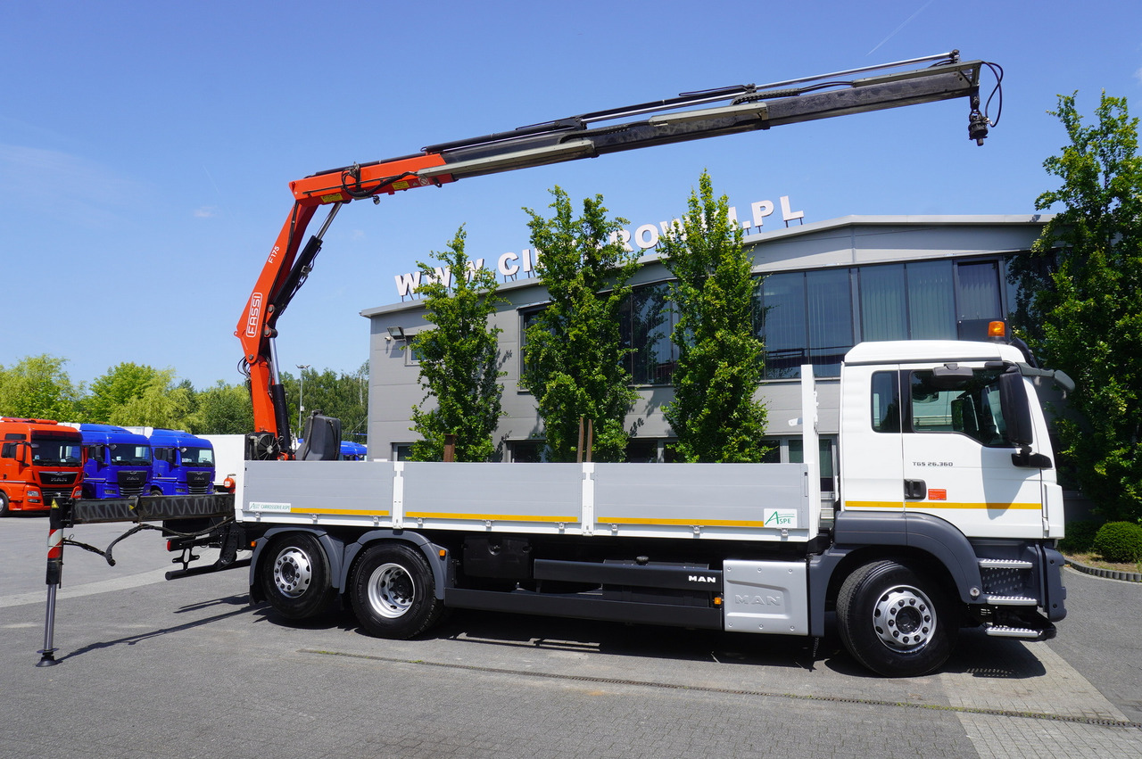 MAN TGS 26.360 Flatbed / Fassi F175 7.7 T / steered 3rd axle - شاحنة كرين: صورة 4 MAN TGS 26.360 Flatbed / Fassi F175 7.7 T / steered 3rd axle - شاحنة كرين: صورة 4
