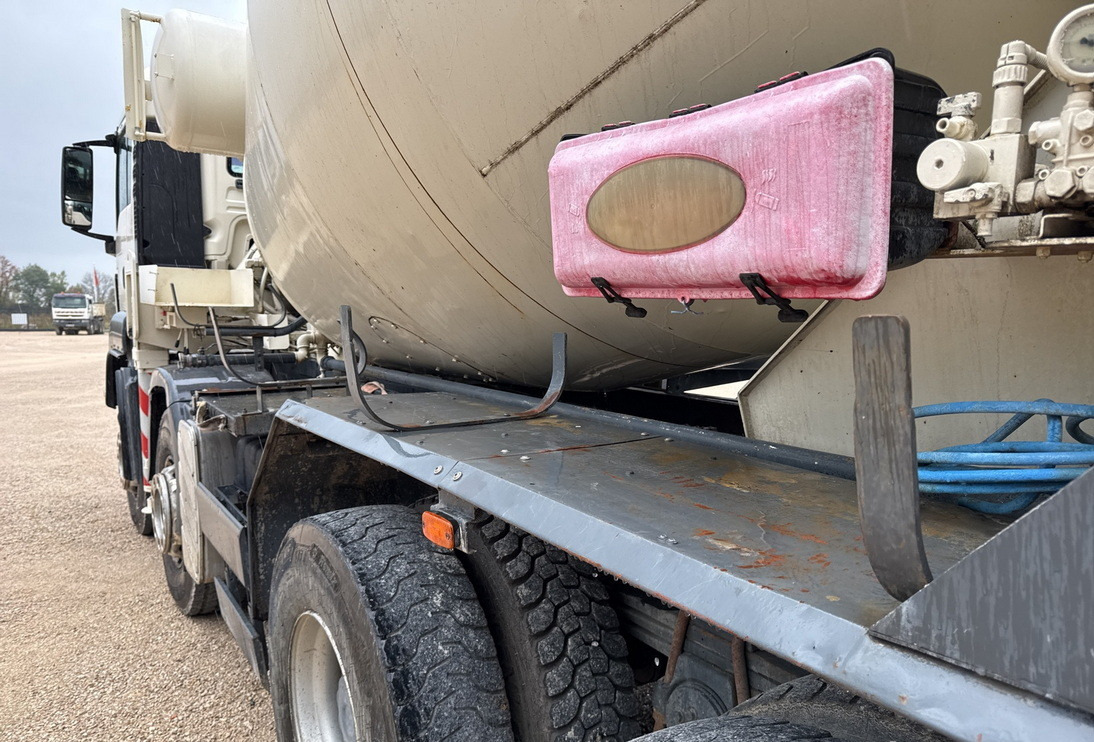 شاحنة خلاطة خرسانة MAN TGS 32.400 8x4 Concrete Mixer Pump truck / 426 MTH !!! / 18 meters: صورة 14