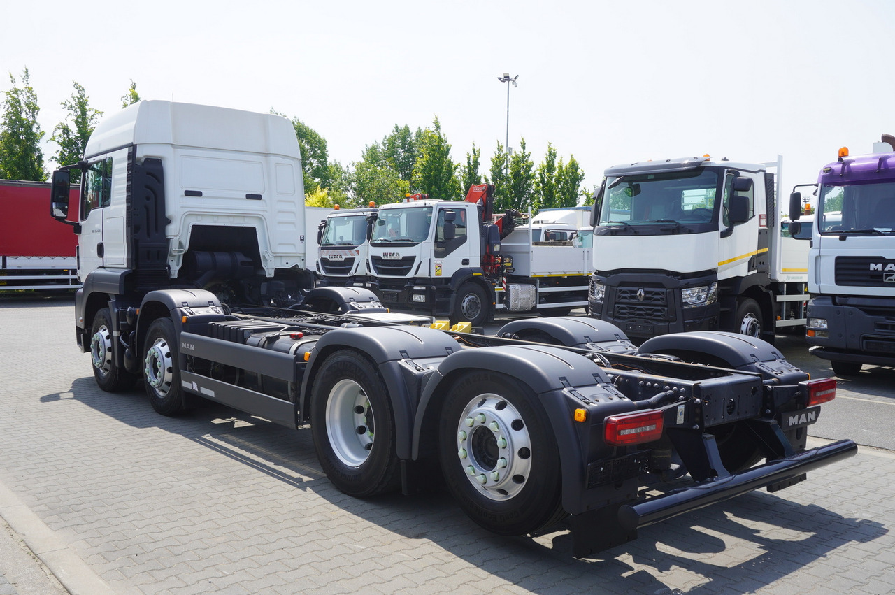 MAN TGS 35.420 8x2 / Chassis 6.4 m / 3 steered axles - شاحنة كرين: صورة 4 MAN TGS 35.420 8x2 / Chassis 6.4 m / 3 steered axles - شاحنة كرين: صورة 4