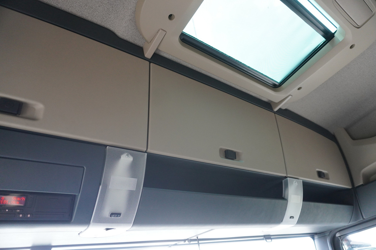 MAN TGX 18.430 / Curtainsider 18 EPAL / sleeping cab / 2021 MAN TGX 18.430 / Curtainsider 18 EPAL / sleeping cab / 2021: صورة 29 MAN TGX 18.430 / Curtainsider 18 EPAL / sleeping cab / 2021 MAN TGX 18.430 / Curtainsider 18 EPAL / sleeping cab / 2021: صورة 29