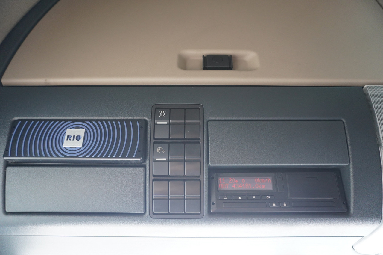 MAN TGX 18.430 / Curtainsider 18 EPAL / sleeping cab / 2021 MAN TGX 18.430 / Curtainsider 18 EPAL / sleeping cab / 2021: صورة 27 MAN TGX 18.430 / Curtainsider 18 EPAL / sleeping cab / 2021 MAN TGX 18.430 / Curtainsider 18 EPAL / sleeping cab / 2021: صورة 27