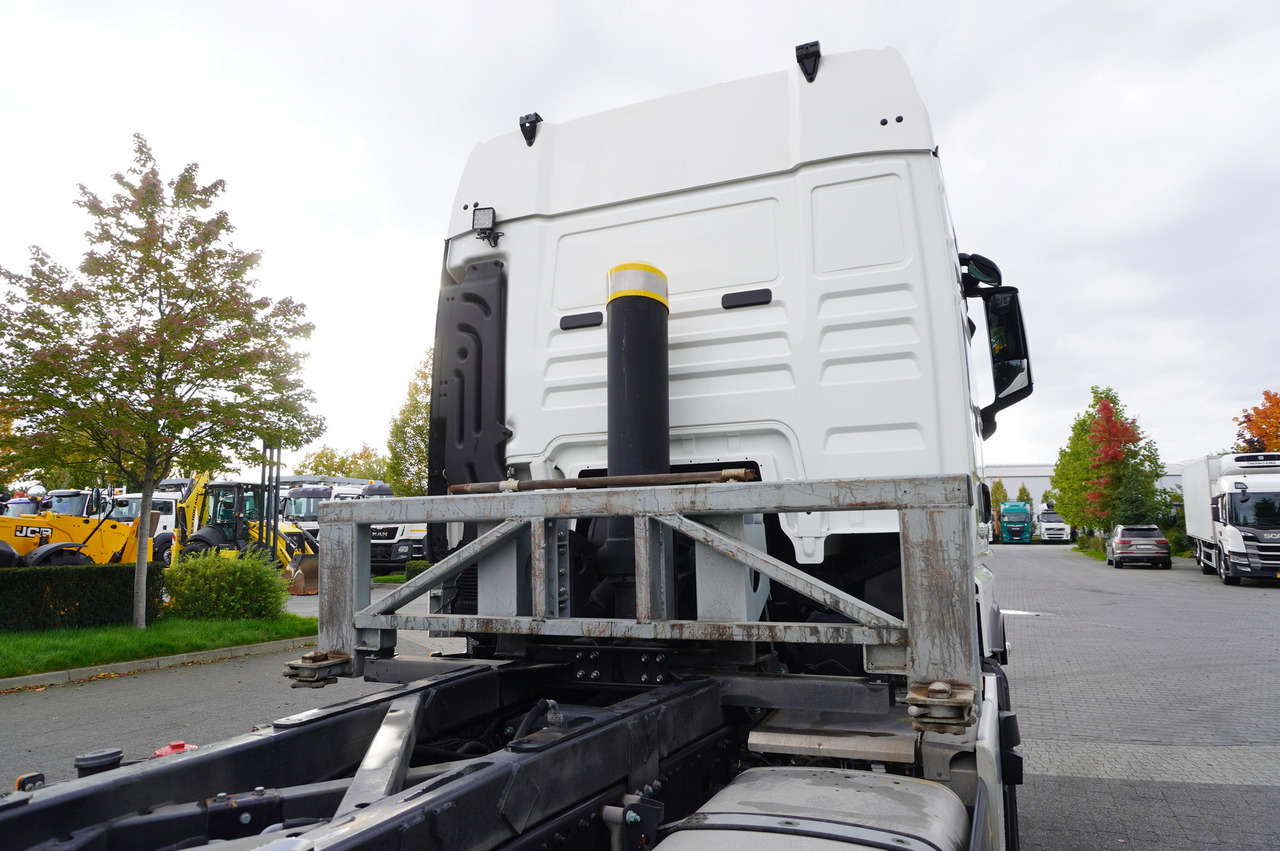 MAN TGX 26.470 6x2 COINTAINERKIPPER HYVA HIRMSCHLING / 200 tho. km! - شاحنات الحاويات / جسم علوي قابل للتغيير شاحنة: صورة 5 MAN TGX 26.470 6x2 COINTAINERKIPPER HYVA HIRMSCHLING / 200 tho. km! - شاحنات الحاويات / جسم علوي قابل للتغيير شاحنة: صورة 5