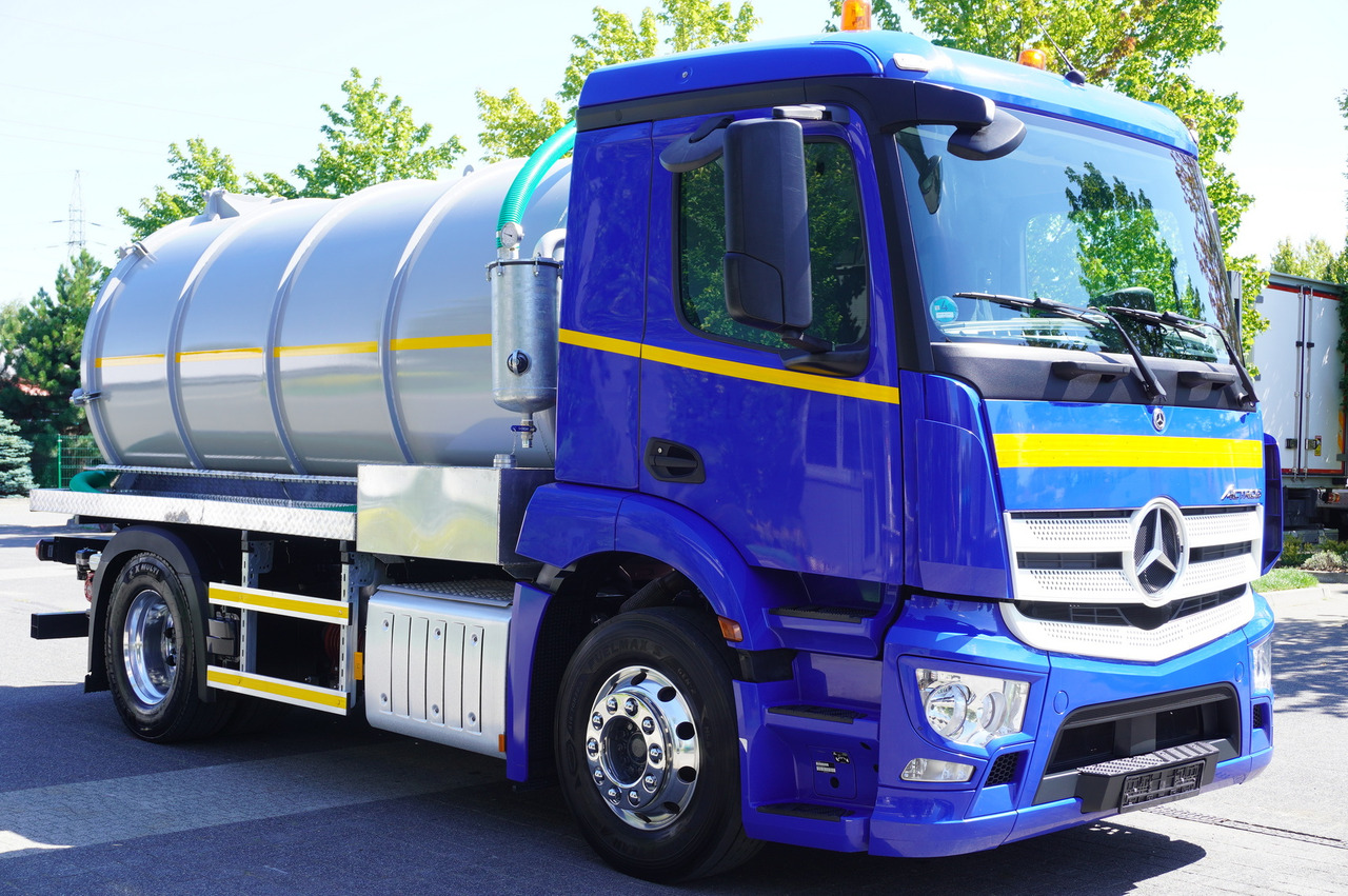 MERCEDES-BENZ Actros 18.35 LS / Body NEW septic tank (08/2025) 11000 l / 280000 kilometers! - صهريج السماد السائل: صورة 3 MERCEDES-BENZ Actros 18.35 LS / Body NEW septic tank (08/2025) 11000 l / 280000 kilometers! - صهريج السماد السائل: صورة 3