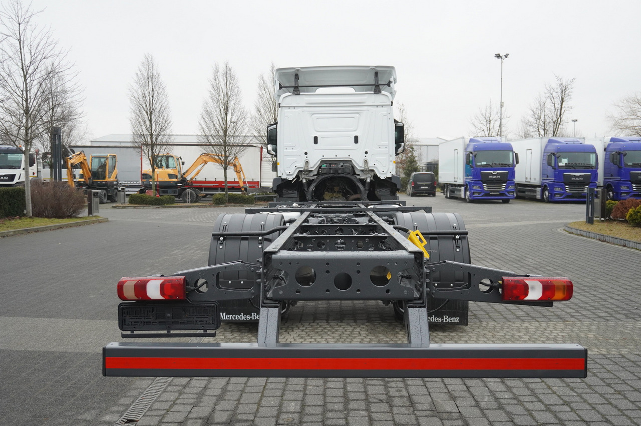 MERCEDES-BENZ Actros 1824 / 9.1 m chassis / sleeping cabin - شاحنة هيكل كابينة: صورة 5 MERCEDES-BENZ Actros 1824 / 9.1 m chassis / sleeping cabin - شاحنة هيكل كابينة: صورة 5